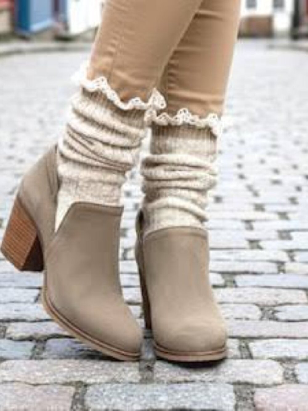 Cream Knit Lace Cuff Boot Socks